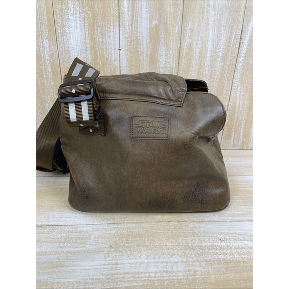 Star Wars Chewbacca Pet Carrier w/ Shoulder Strap - Picture 6 of 14